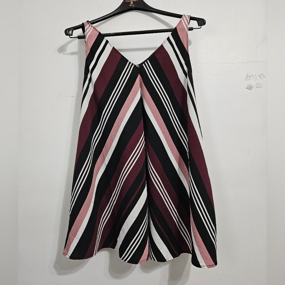 Lane Bryant Sleeveless V-Neck Striped Tank Top. Size 14 Large - Picture 1 of 3